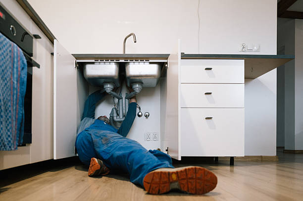 Professional Leak Detection technician working in Charlotteville, NY